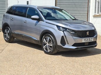 2021 PEUGEOT 5008