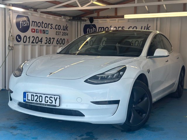 View our Tesla Model 3 Standard Range Plus Saloon 4dr Electric Auto RWD (241 bhp)+2 KEYS+PANORAMIC SUNROOF+NAV+FULL LEATHER SEATS+PARK CONTROL+CAM+AIRCON+MEDIA+BLUETOOTH+APPS+USB+DAB+