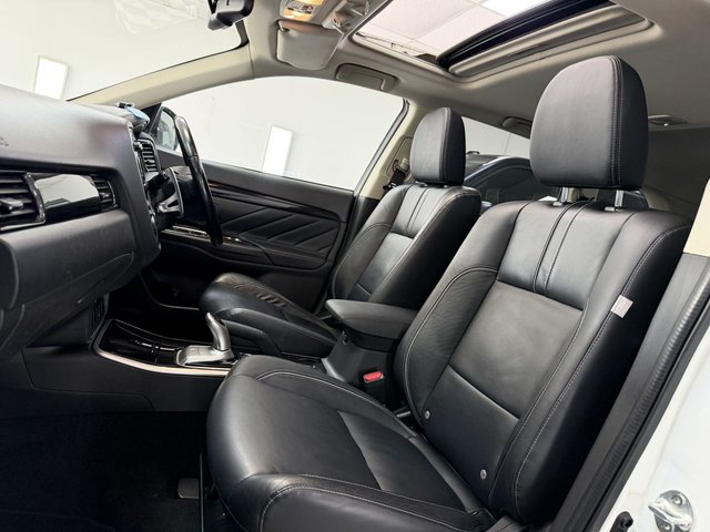 View our MITSUBISHI OUTLANDER