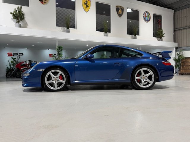 View our PORSCHE 911