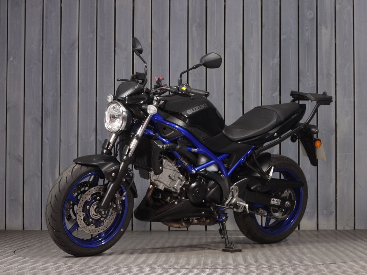 SUZUKI SV650
