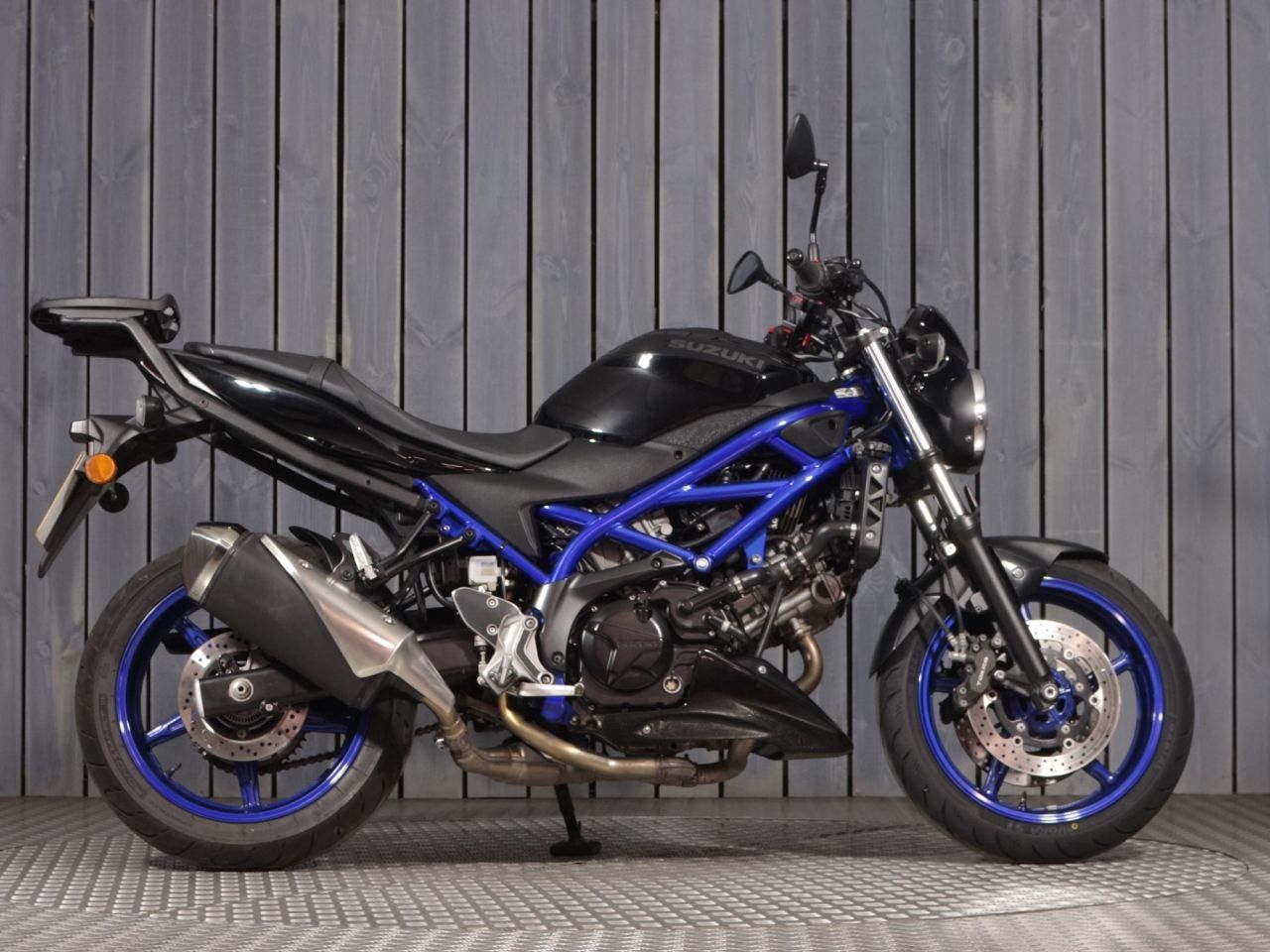 SUZUKI SV650