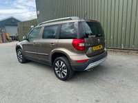 USED 2015 65 SKODA YETI 2.0 TDI Laurin & Klement Outdoor 5dr Diesel Manual 4WD Euro 6 (s/s) (150 ps) PAN ROOF+NAV+LEATHER+H.SEATS