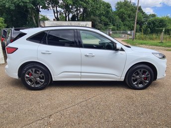 2022 FORD KUGA