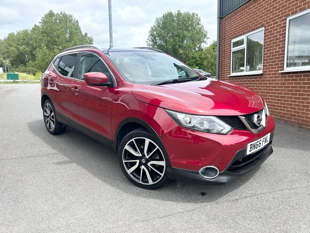View our NISSAN QASHQAI