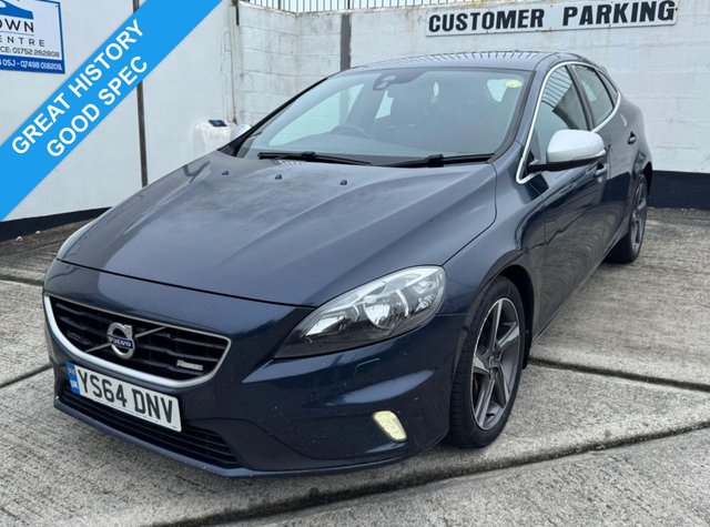 View our Volvo V40 2.0 D4 R-Design Nav Hatchback 5dr Diesel Manual Euro 6 (s/s) (190 ps)