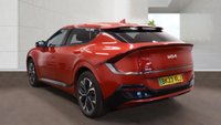 USED 2023 23 KIA EV6 77.4kWh GT-Line Hatchback 5dr Electric Auto (225 bhp)+2 KEYS+1 OWNER FROM NEW+MEDIA+HISTORY+HALF LEATHER SEATS+CLIMATE+PRIVACY+PARK CONTROL+DIGITAL DASH+19
