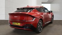 USED 2023 23 KIA EV6 77.4kWh GT-Line Hatchback 5dr Electric Auto (225 bhp)+2 KEYS+1 OWNER FROM NEW+MEDIA+HISTORY+HALF LEATHER SEATS+CLIMATE+PRIVACY+PARK CONTROL+DIGITAL DASH+19