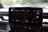 USED 2023 23 VOLKSWAGEN ID. BUZZ Pro 77kWh Life MPV 5dr Electric Auto (204 ps) SERVICE HISTORY + SAT NAV