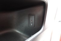 USED 2023 23 VOLKSWAGEN ID. BUZZ Pro 77kWh Life MPV 5dr Electric Auto (204 ps) SERVICE HISTORY + SAT NAV