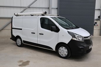2018 VAUXHALL VIVARO