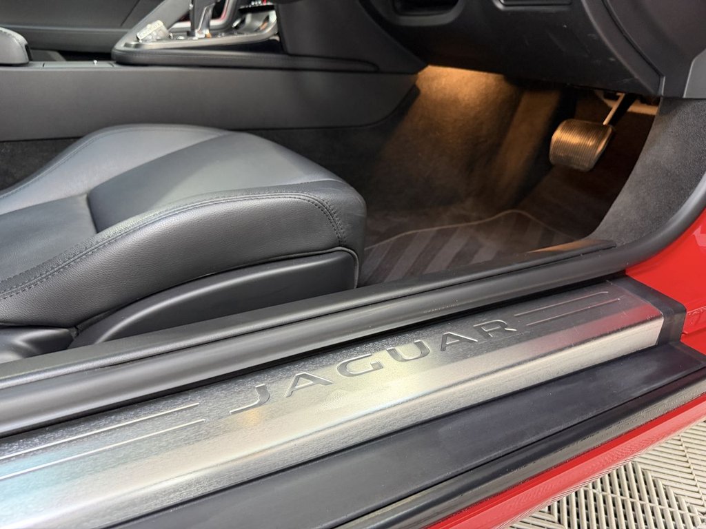 USED 2016 16 JAGUAR F-TYPE 3.0 V6 S Coupe 2dr Petrol Auto AWD Euro 6 (s/s) (380 ps) 