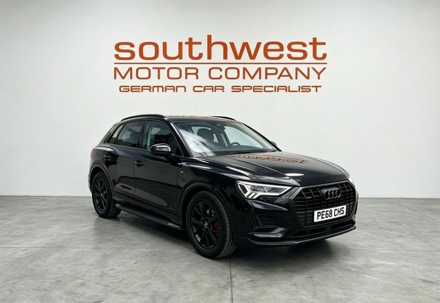 View our AUDI Q3