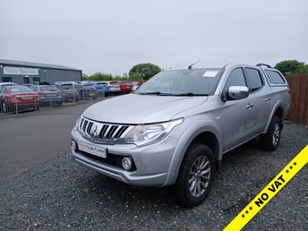 2015 MITSUBISHI L200