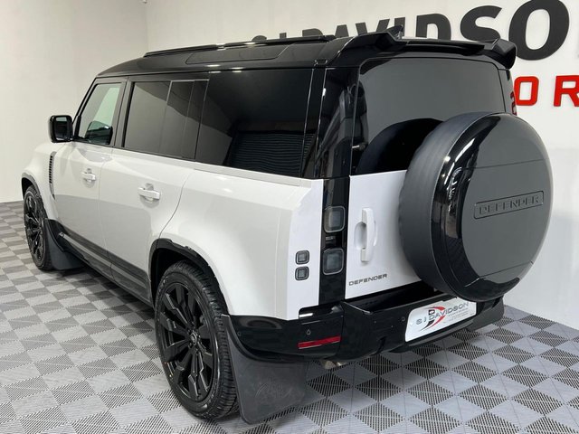 View our LAND ROVER DEFENDER 110