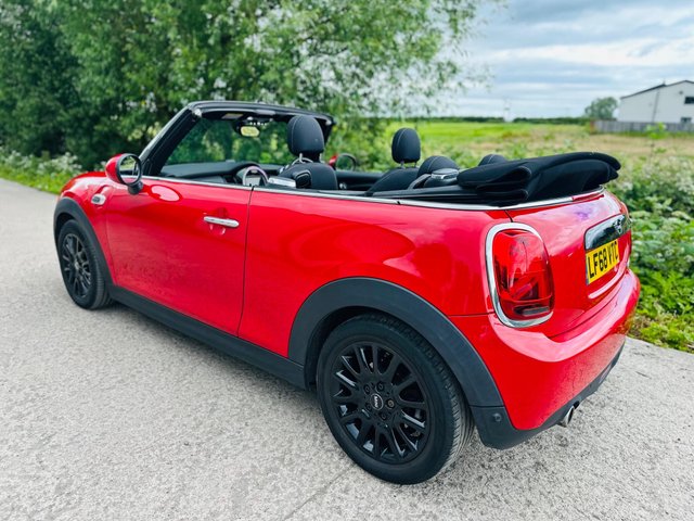 View our MINI CONVERTIBLE