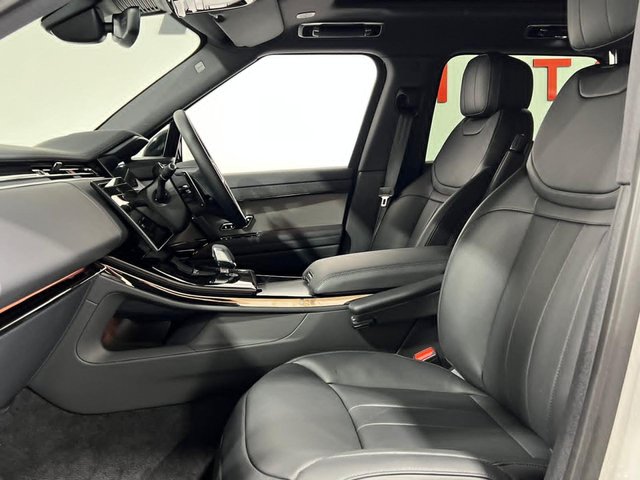 View our LAND ROVER RANGE ROVER SPORT