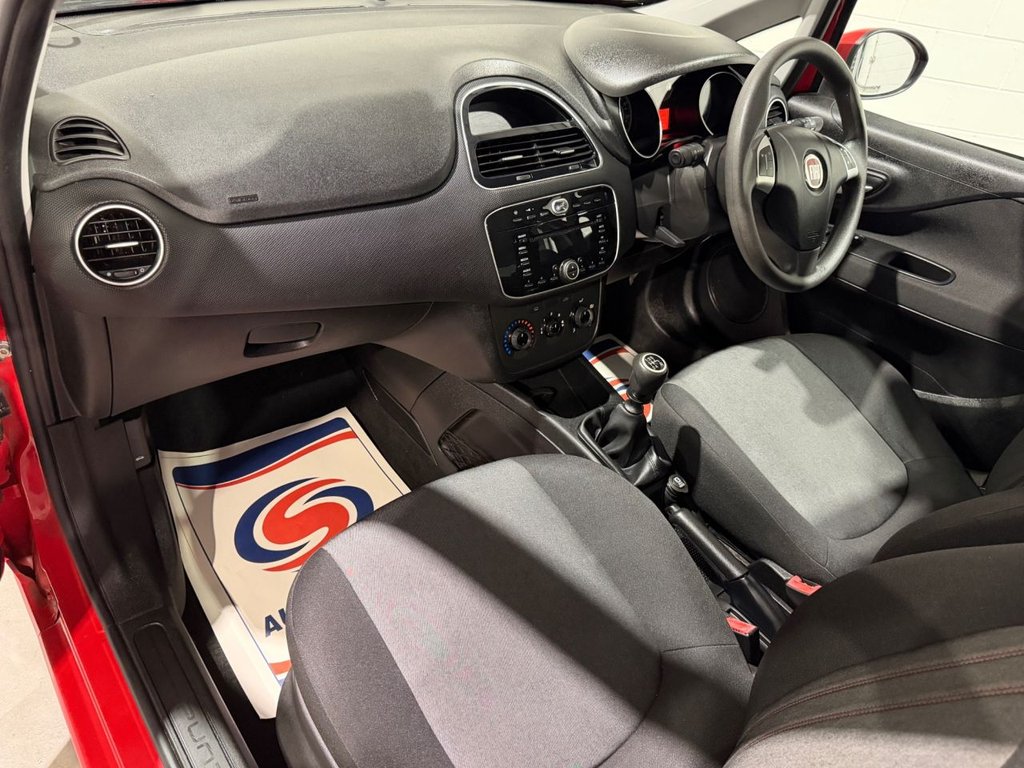 USED 2013 63 FIAT PUNTO 1.2 Pop Hatchback 5dr Petrol Manual Euro 5 (69 bhp) 