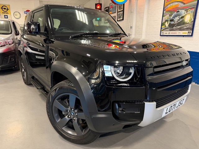 View our Land Rover Defender 90 3.0 D200 MHEV 3 Seat Hard Top Auto 4WD SWB Euro 6 (s/s) 