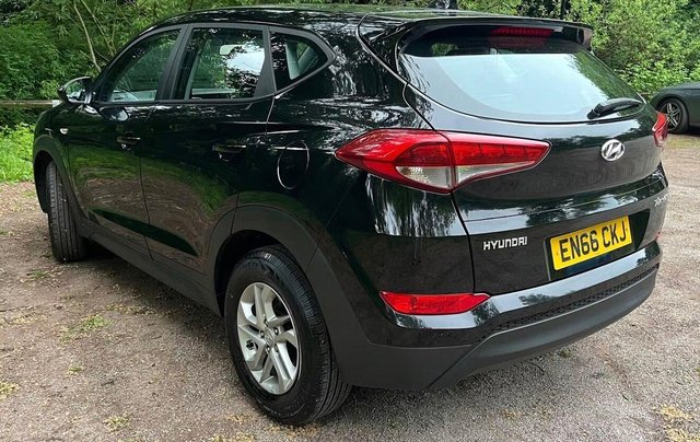 View our HYUNDAI TUCSON