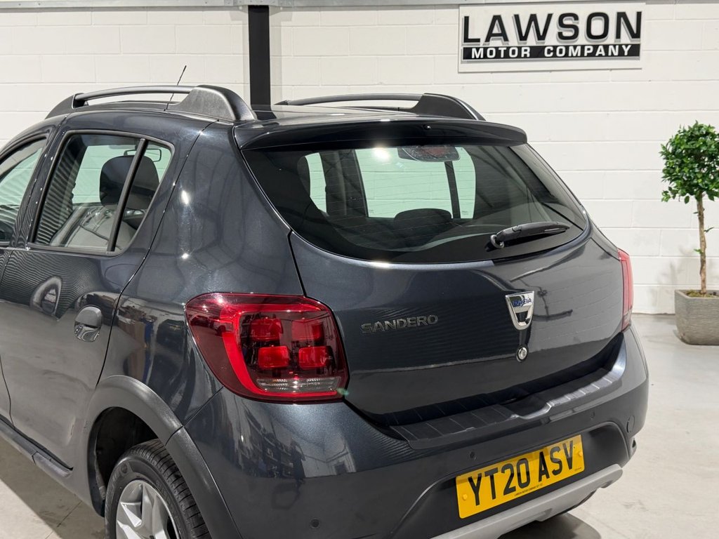 USED 2020 20 DACIA SANDERO STEPWAY 0.9 TCe Comfort Hatchback 5dr Petrol Manual Euro 6 (s/s) (90 ps) 