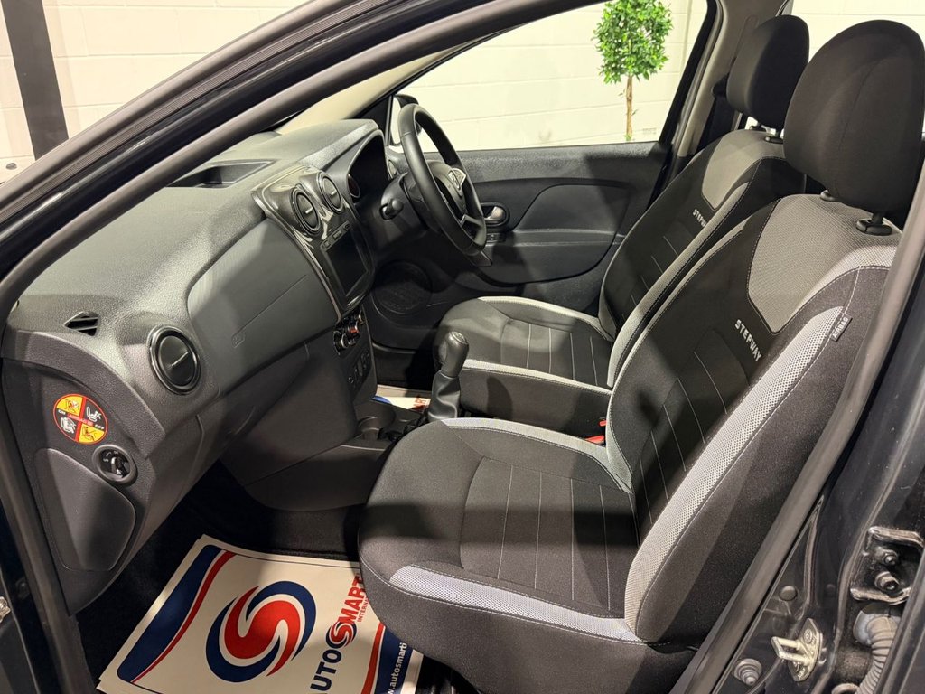 USED 2020 20 DACIA SANDERO STEPWAY 0.9 TCe Comfort Hatchback 5dr Petrol Manual Euro 6 (s/s) (90 ps) 