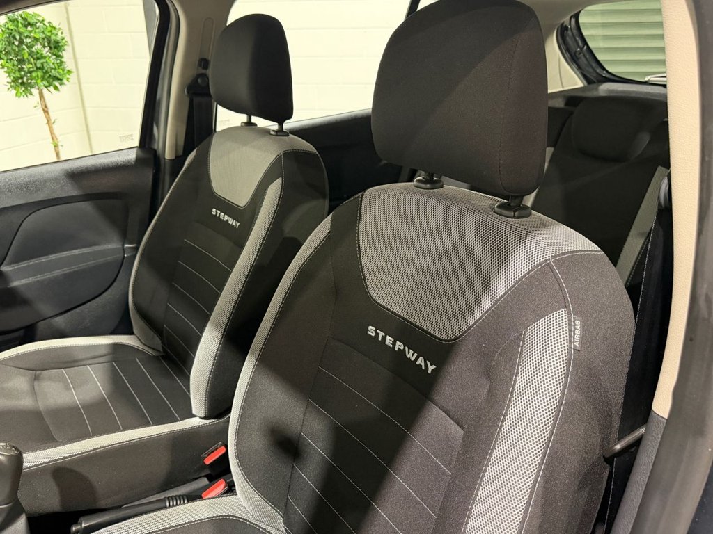 USED 2020 20 DACIA SANDERO STEPWAY 0.9 TCe Comfort Hatchback 5dr Petrol Manual Euro 6 (s/s) (90 ps) 