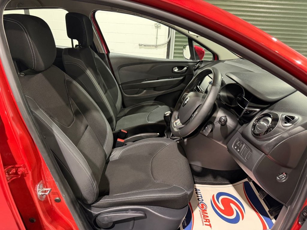 USED 2017 17 RENAULT CLIO 1.2 16V Dynamique Nav Hatchback 5dr Petrol Manual Euro 6 (75 ps) 