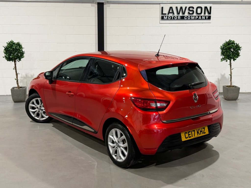 USED 2017 17 RENAULT CLIO 1.2 16V Dynamique Nav Hatchback 5dr Petrol Manual Euro 6 (75 ps) 
