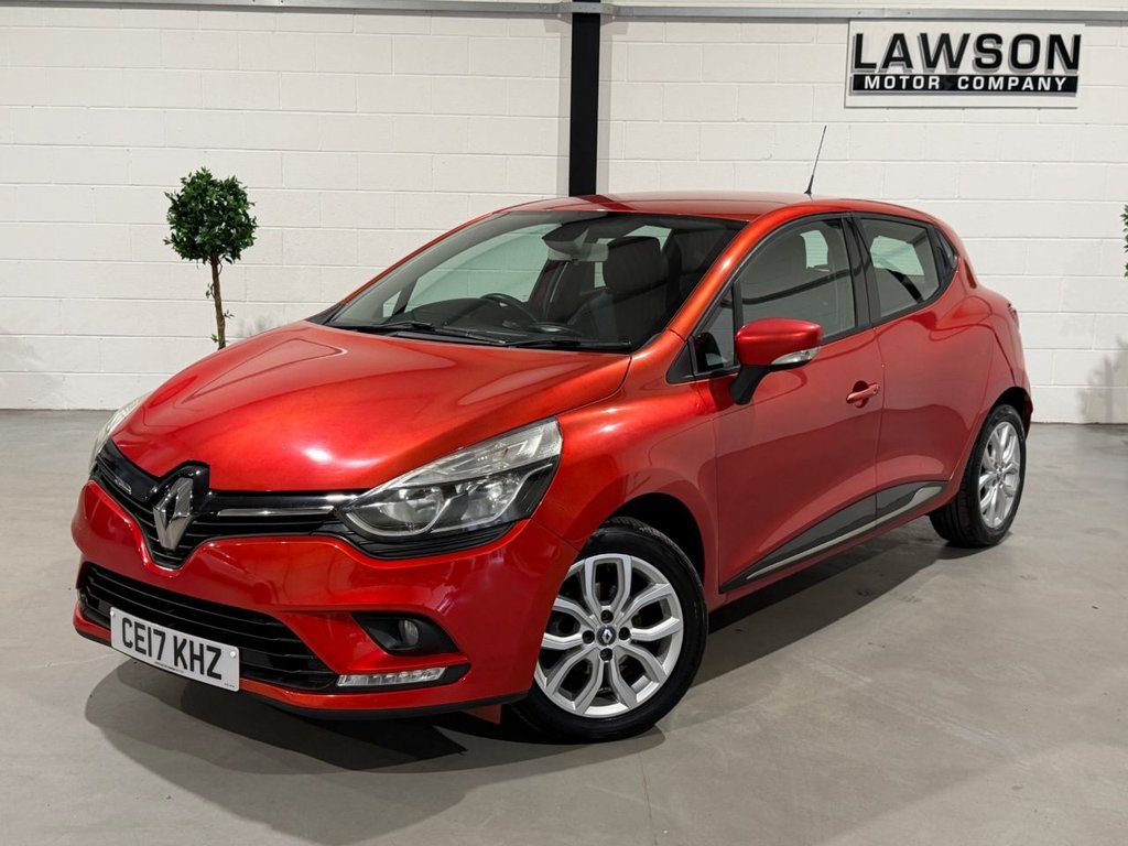 USED 2017 17 RENAULT CLIO 1.2 16V Dynamique Nav Hatchback 5dr Petrol Manual Euro 6 (75 ps) 