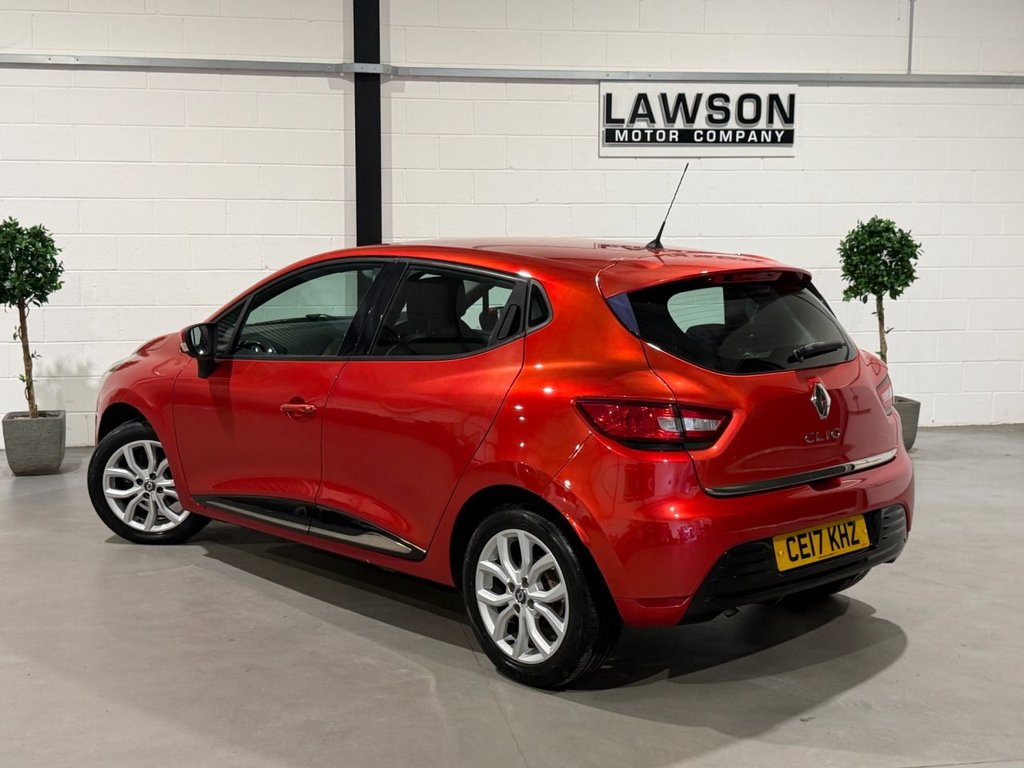 USED 2017 17 RENAULT CLIO 1.2 16V Dynamique Nav Hatchback 5dr Petrol Manual Euro 6 (75 ps) 