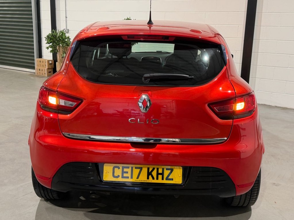 USED 2017 17 RENAULT CLIO 1.2 16V Dynamique Nav Hatchback 5dr Petrol Manual Euro 6 (75 ps) 