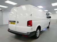 USED 2024 24 VOLKSWAGEN TRANSPORTER T30 2.0 TDI 110 BHP LONG STARTLINE EDITION 1 OWNER | AIR CON | CARPLAY | LONG WHEELBASE