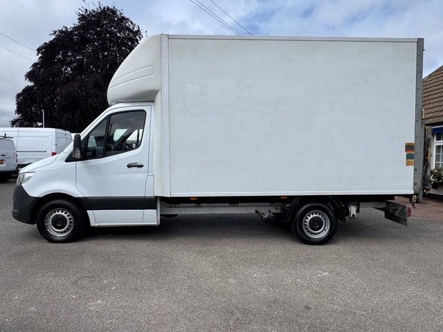 View our MERCEDES-BENZ SPRINTER