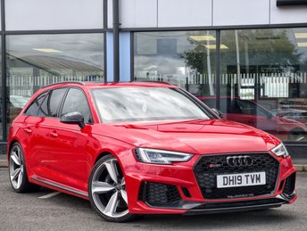 2019 AUDI RS4 AVANT