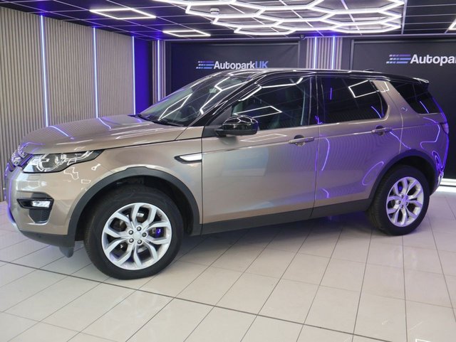 View our LAND ROVER DISCOVERY SPORT