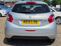 USED 2015 15 PEUGEOT 208 1.2 VTi PureTech Style Hatchback 3dr Petrol Manual Euro 6 (82 ps) LOW MILES + PANORAMIC SUNROOF + SAT NAV + SENSORS + TOUCHSCREEN