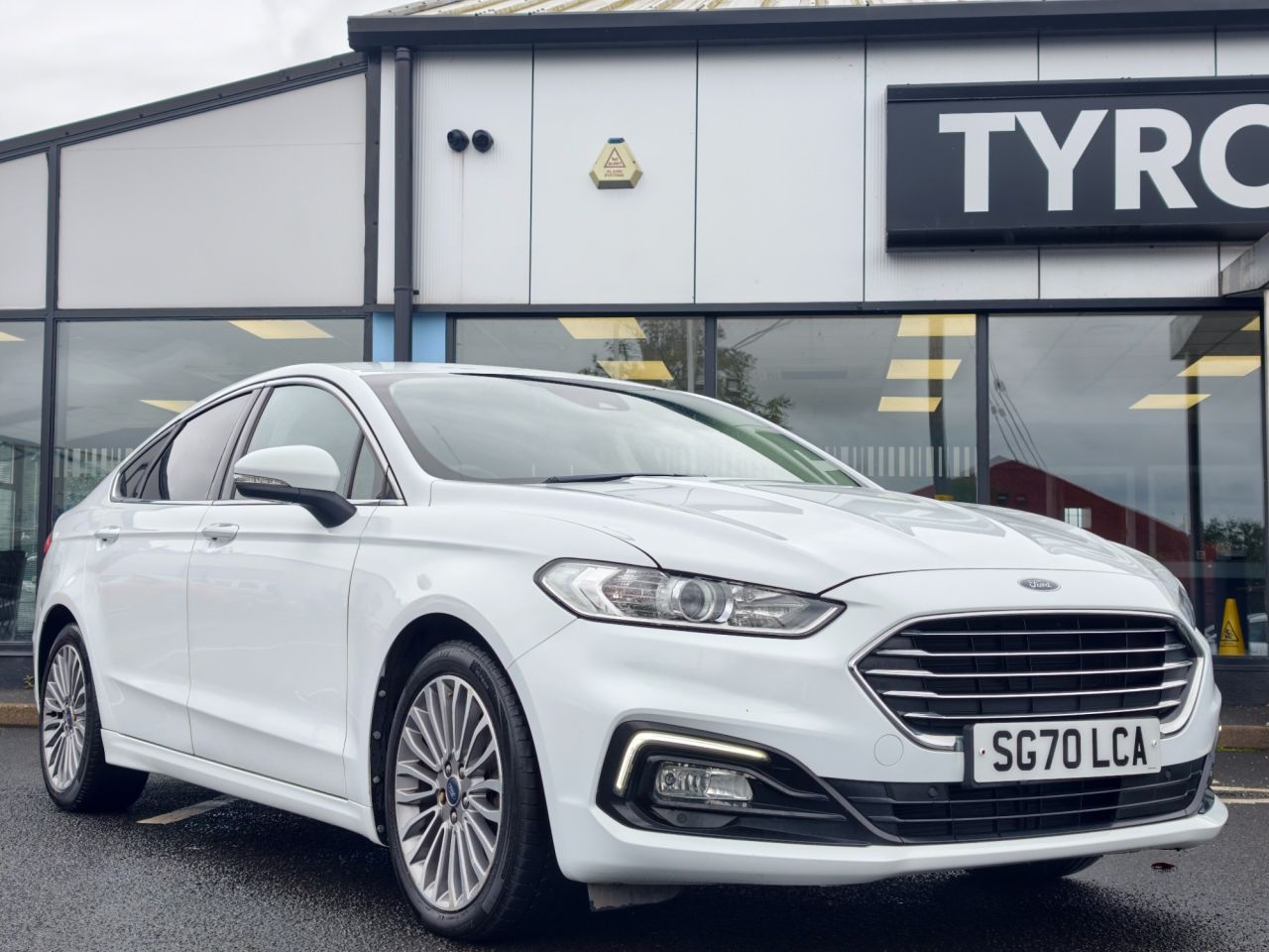 2021 FORD MONDEO 2.0 EcoBlue Titanium Edition Hatchback 5dr Diesel Manual Euro 6 (s/s) (150 - vehicle photo 15 for sale on PureCar