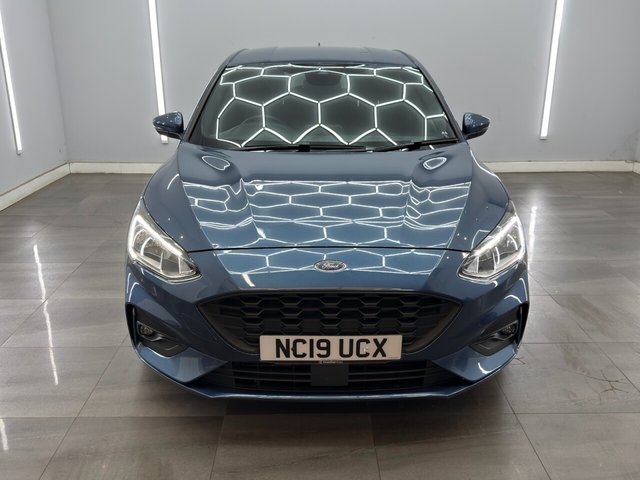 View our FORD FOCUS