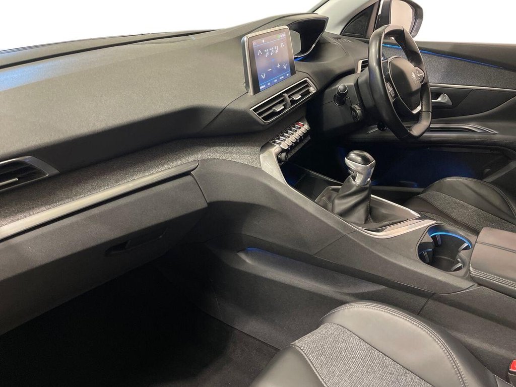 USED 2017 67 PEUGEOT 3008 1.2 PureTech Allure SUV 5dr Petrol Manual Euro 6 (s/s) (130 ps) APPLE CAR PLAY AND ANDROID AUTO