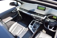 USED 2017 67 AUDI SQ7 4.0 TDI V8 SUV 5dr Diesel Tiptronic quattro Euro 6 (s/s) (435 ps) PAN ROOF / MATRIX / BOSE / FSH