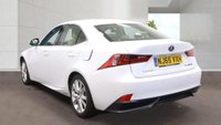 USED 2015 65 LEXUS IS 2.5 300h Executive Edition Saloon 4dr Petrol Hybrid E-CVT Euro 5 (s/s) (223 ps) Full LEXUS Service History  |  1 Owner From Brand New  |  Set of 2 Keys