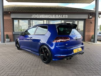 View our VOLKSWAGEN GOLF