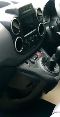USED 2018 18 CITROEN BERLINGO 1.6 BlueHDi 625 Enterprise Panel Van 5dr Diesel Manual L1 (112 g/km, 75 bhp) ONLY 1 CLEANING COMPANY OWNER WITH FULLY DOCUMENTED SERVICE HISTORY//AIR CON//REAR PARK SENSORS//BLUETOOTH// WELL KEPT VAN//CAMBELT/WATERPUMP RENEWED,,,FULLY DOCUMENTED SERVICE HISTORY////ULEZ COMPLIANT 75 bhp ONLY 1 CLEANING COMPANY OWNER WITH FULLY DOCUMENTED SERVICE HISTORY//AIR CON//REAR PARK SENSORS//BLUETOOTH// WELL KEPT VAN//CAMBELT/WATERPUMP RENEWED,,,FULLY DOCUMENTED SERVICE HISTORY////ULEZ COMPLIANT