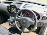 USED 2018 18 CITROEN BERLINGO 1.6 BlueHDi 625 Enterprise Panel Van 5dr Diesel Manual L1 (112 g/km, 75 bhp) ONLY 1 CLEANING COMPANY OWNER WITH FULLY DOCUMENTED SERVICE HISTORY//AIR CON//REAR PARK SENSORS//BLUETOOTH// WELL KEPT VAN//CAMBELT/WATERPUMP RENEWED,,,FULLY DOCUMENTED SERVICE HISTORY////ULEZ COMPLIANT 75 bhp ONLY 1 CLEANING COMPANY OWNER WITH FULLY DOCUMENTED SERVICE HISTORY//AIR CON//REAR PARK SENSORS//BLUETOOTH// WELL KEPT VAN//CAMBELT/WATERPUMP RENEWED,,,FULLY DOCUMENTED SERVICE HISTORY////ULEZ COMPLIANT
