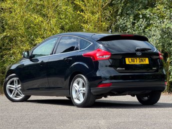 View our FORD FOCUS