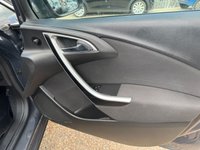 USED 2012 62 VAUXHALL ASTRA 1.6 16v SRi Hatchback 5dr Petrol Auto Euro 5 (115 ps) Low Miles * FSH * Auto * Lovely Drive * Lovely Condition
