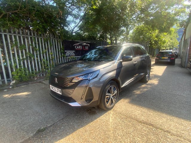 View our PEUGEOT 5008