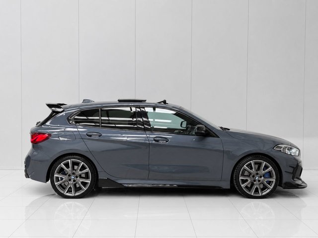 View our BMW 1 SERIES