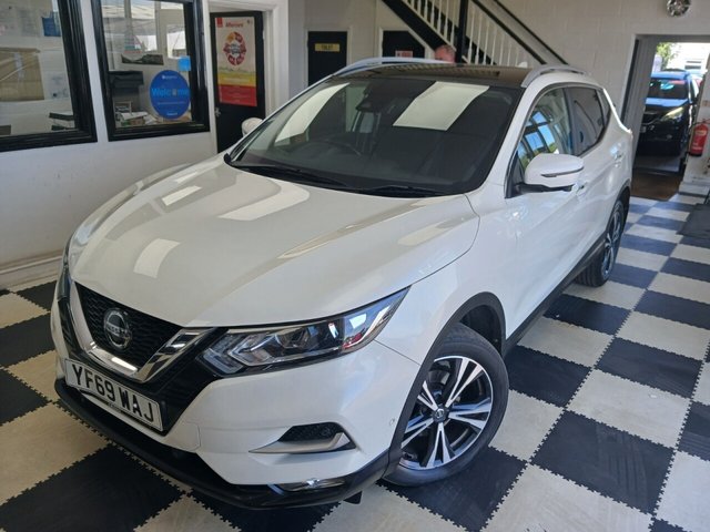 View our NISSAN QASHQAI